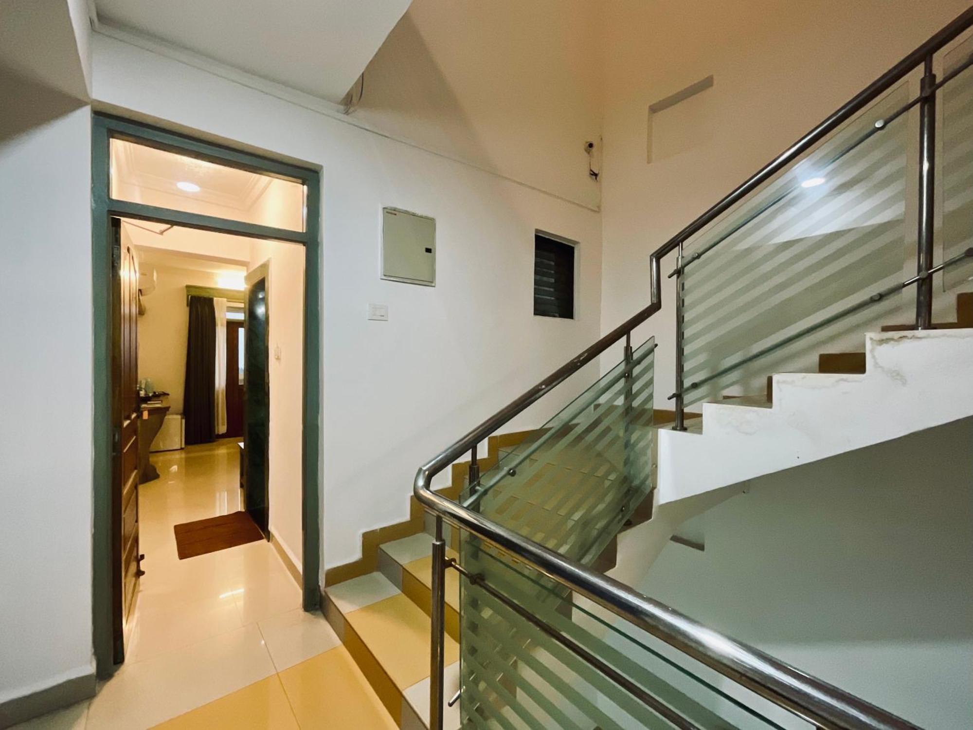 Nagas Hotel Satyavati Morjim Kültér fotó